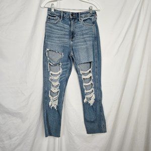 Hollister California Mom Jeans Size 26